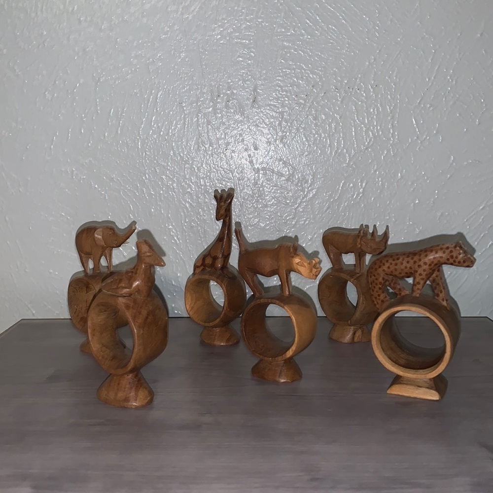 Set of 6: Vintage Safari Napkin Rings Wood Hand Carved Animals